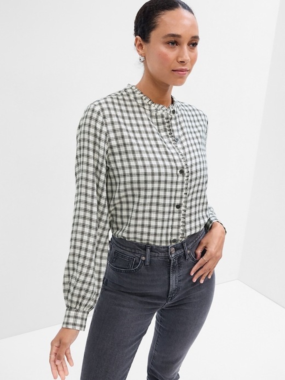 Gap factory relaxed plaid ruffle flannel‎ plaid button down shirt black white XS